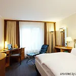 Nh Berlin Potsdam Conference Center ホテル クラインマハノー