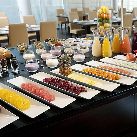 Nh Berlin Potsdam Conference Center 4*