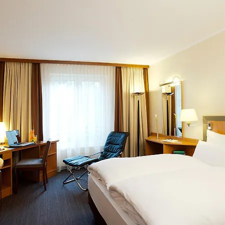 Отель Nh Berlin Potsdam Conference Center