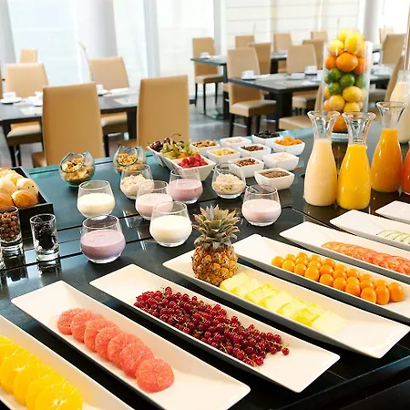 Отель Nh Berlin Potsdam Conference Center