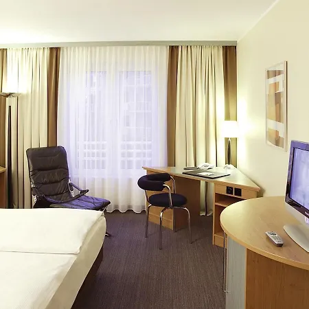 Nh Berlin Potsdam Conference Center 4*