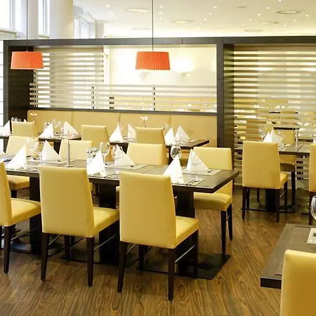 Nh Berlin Potsdam Conference Center Отель 4*