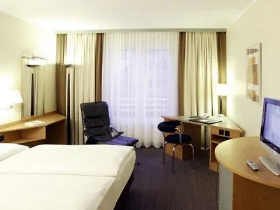 Nh Berlin Potsdam Conference Center Отель Клайнмахнов