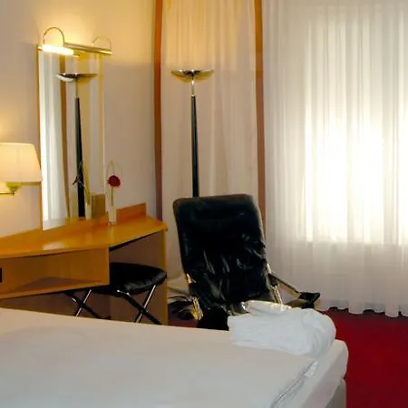 Nh Berlin Potsdam Conference Center Отель 4*