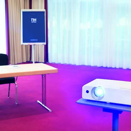 Отель Nh Berlin Potsdam Conference Center 4*