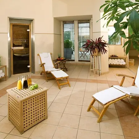 Nh Berlin Potsdam Conference Center Отель