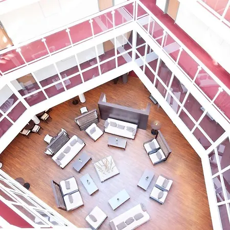 Nh Berlin Potsdam Conference Center Клайнмахнов