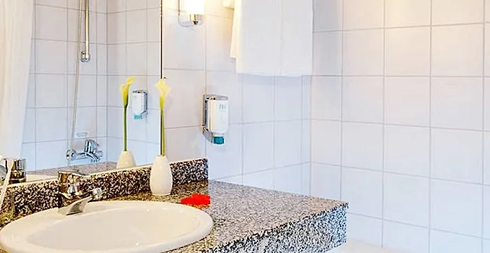 Otel Nh Berlin Potsdam Conference Center Kleinmachnow